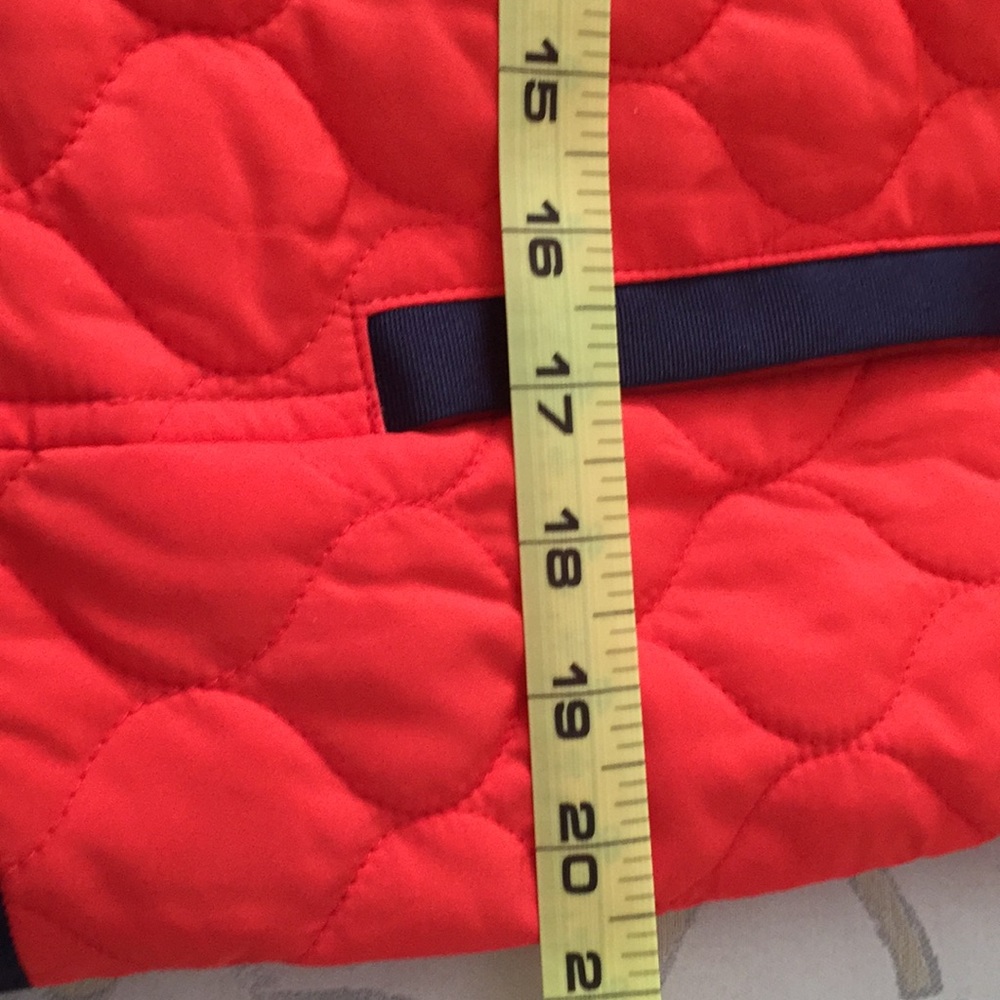 Vest - Picture 5 of 8